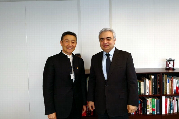 PG电子·仿照器(试玩游戏)官方网站